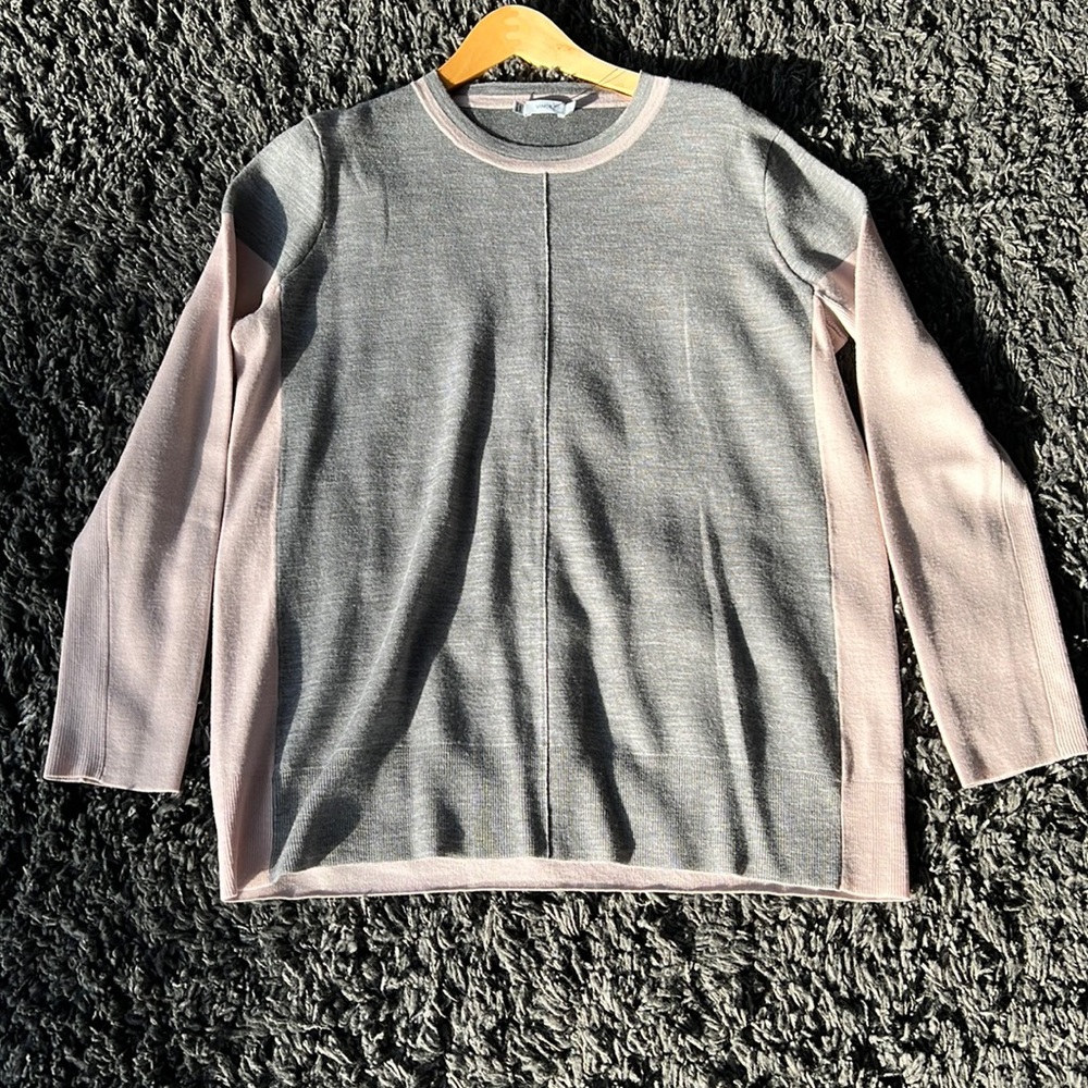 Vince women size medium sweater. Tags were taken off but never worn